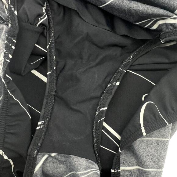 Miraclesuit Women's Sanibel One Piece Black and White Womens Size 16 - Picture 3 of 6